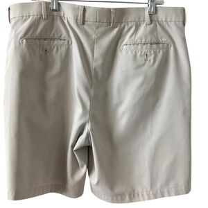 Peter Millar Beige Golf Shorts Men's 38W 9.5" Inseam Performance Casual Chino